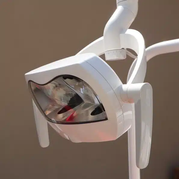 Halmadent-Unit dentar Anthos A4-Lampa scialitica